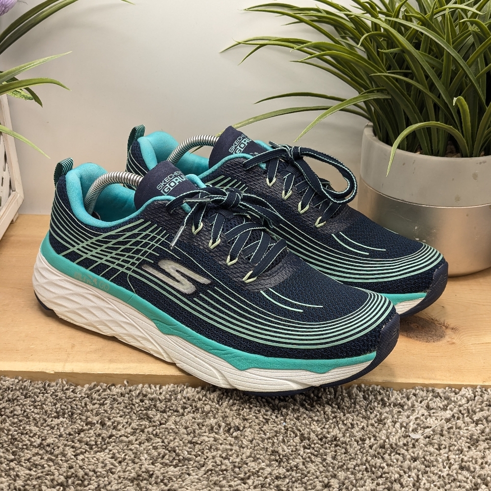 Skechers Gorun Max Cushion Womens Size 11 Running Shoes